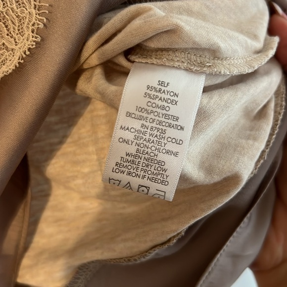 LOGO Lori Goldstein Lace Tunic - Picture 4 of 5